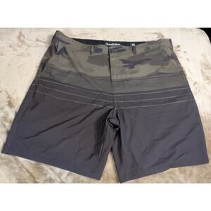 Goodfellow Shorts Mens 40 Green Camo Camping Walking Outdoors Pockets Lt Weight